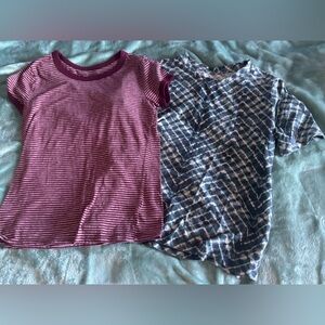 2 Womens Short Sleeve Shirts. Medium. Banana Republic and Arizona